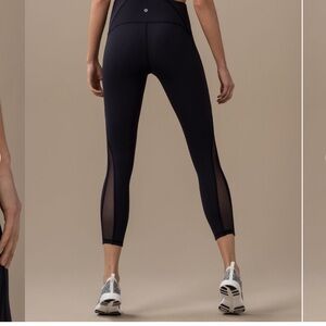 Lululemon Train Times 7/8 Pant Leggings Midnight Navy Mesh Panels 25" Active